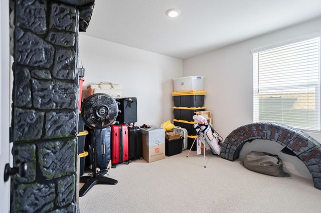 1738 Justice Avenue, Tulare, CA 93274