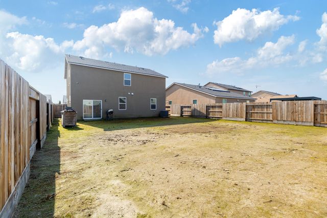 1738 Justice Avenue, Tulare, CA 93274