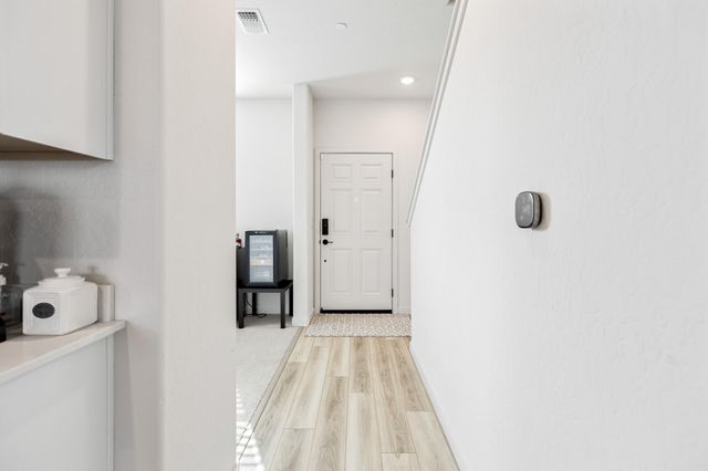 1738 Justice Avenue, Tulare, CA 93274