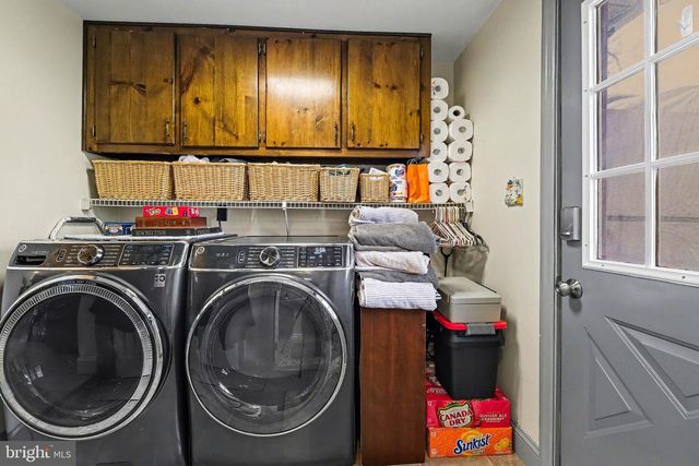 323 ROOSEVELT AVE, Northfield, NJ 08225