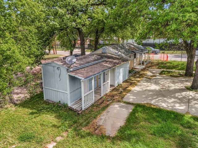 1812 Arch Street, Fort Worth, TX 76105
