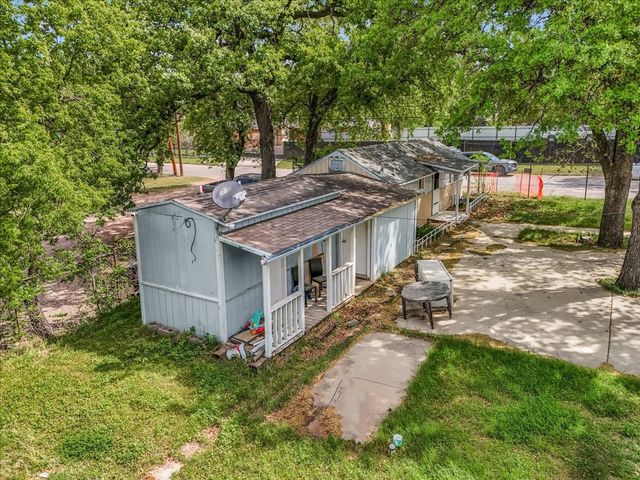 1812 Arch Street, Fort Worth, TX 76105