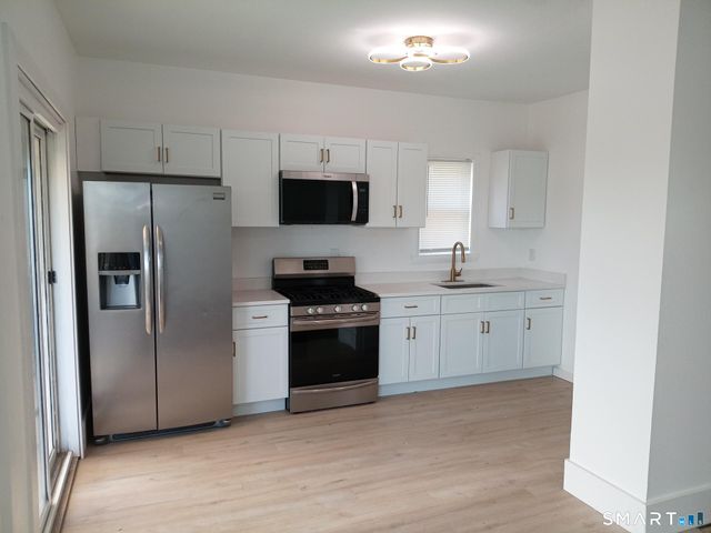 105 Hillside Avenue, New Haven, CT 06512