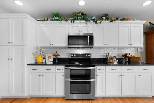 115 Farmhill Dr, Hopkinsville, KY 42240