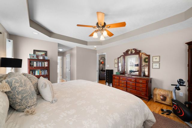 115 Farmhill Dr, Hopkinsville, KY 42240