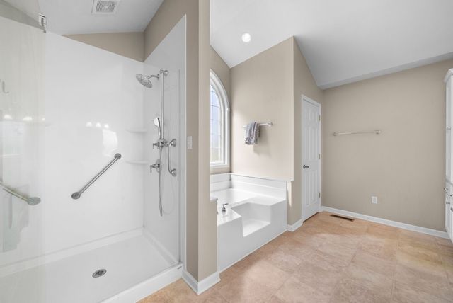 115 Farmhill Dr, Hopkinsville, KY 42240