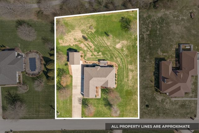 115 Farmhill Dr, Hopkinsville, KY 42240