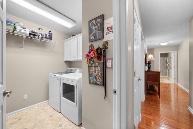 115 Farmhill Dr, Hopkinsville, KY 42240