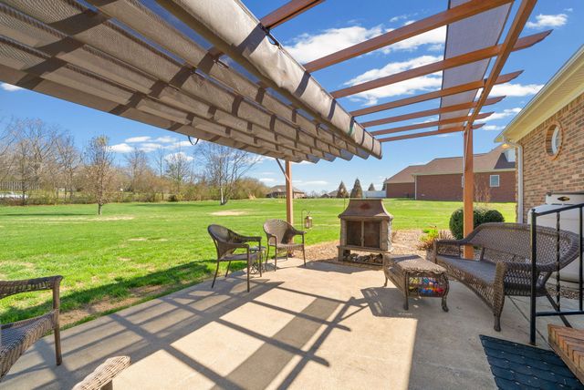 115 Farmhill Dr, Hopkinsville, KY 42240