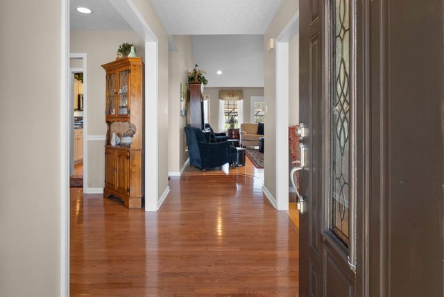 115 Farmhill Dr, Hopkinsville, KY 42240