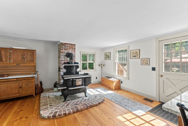 173 Tamworth Road, Tamworth, NH 03886