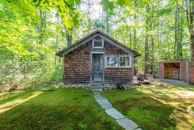 173 Tamworth Road, Tamworth, NH 03886