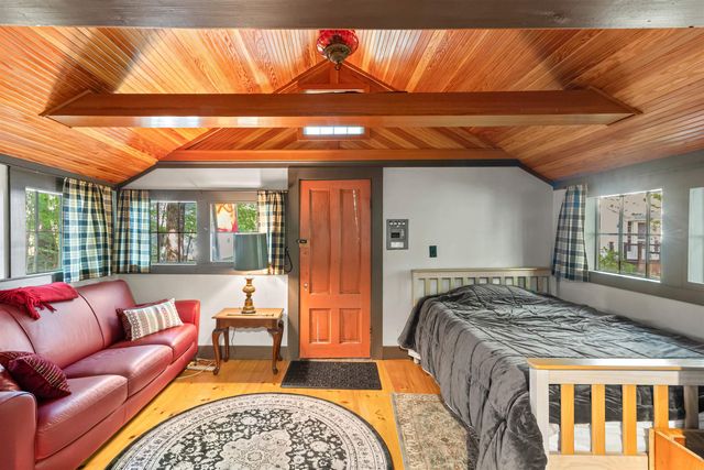 173 Tamworth Road, Tamworth, NH 03886
