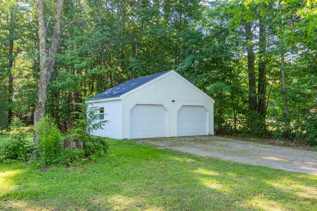 173 Tamworth Road, Tamworth, NH 03886
