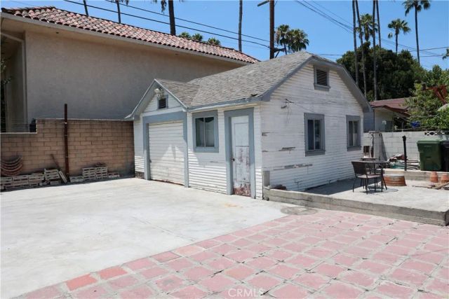 4131 S Hobart Boulevard, Los Angeles, CA 90062