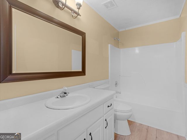 207 Cobblestone Lane, Mcdonough, GA 30252