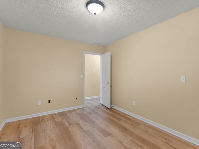 207 Cobblestone Lane, Mcdonough, GA 30252