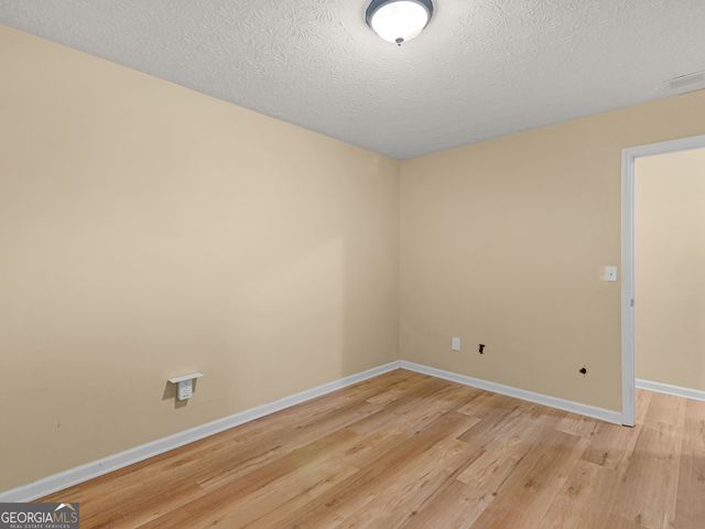 207 Cobblestone Lane, Mcdonough, GA 30252