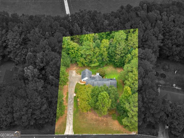 207 Cobblestone Lane, Mcdonough, GA 30252