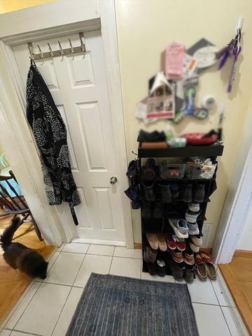 25 Andrew St 1, Cambridge, MA 02139