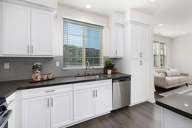 313 Brookside Way, Santee, CA 92071