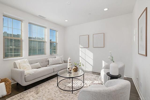 313 Brookside Way, Santee, CA 92071