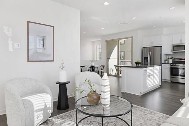 313 Brookside Way, Santee, CA 92071