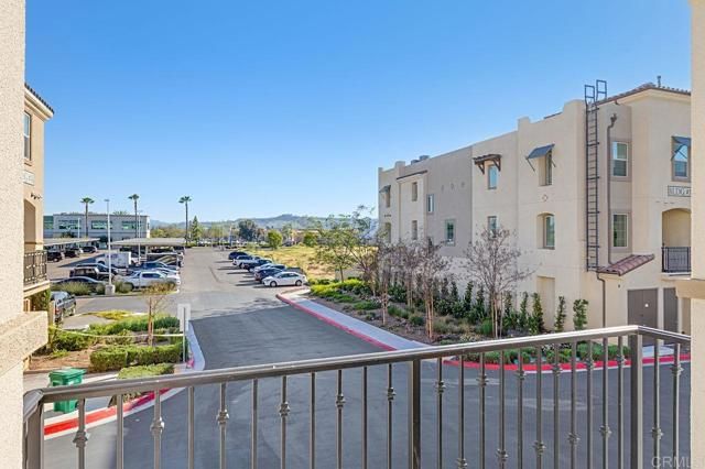 313 Brookside Way, Santee, CA 92071