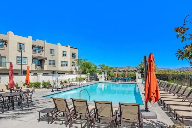 313 Brookside Way, Santee, CA 92071