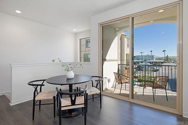 313 Brookside Way, Santee, CA 92071