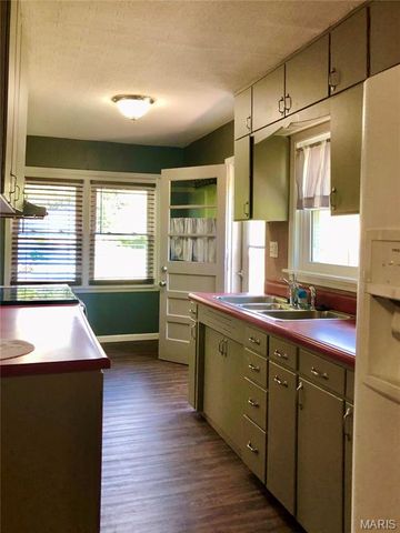 28 Rolla Gardens, Rolla, MO 65401