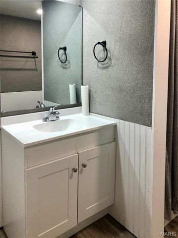 28 Rolla Gardens, Rolla, MO 65401