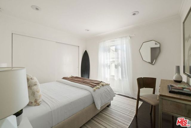 2912 Montana Avenue 2, Santa Monica, CA 90403