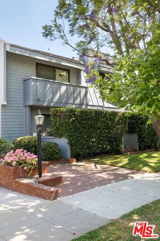 2912 Montana Avenue 2, Santa Monica, CA 90403