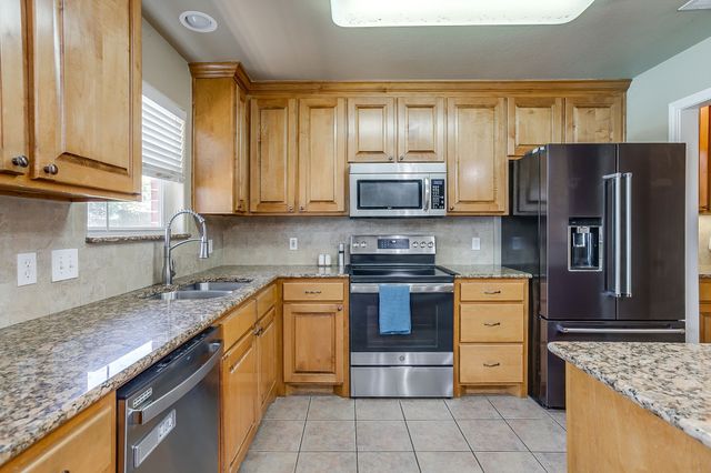 2274 Arbor Spring Court, Cleburne, TX 76033