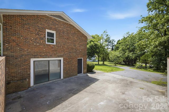 2671 Shady Grove Road, Connelly Springs, NC 28612