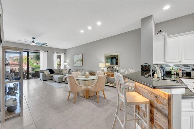 502 Del Sol Circle, Tequesta, FL 33469