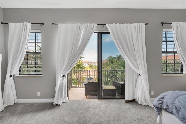 502 Del Sol Circle, Tequesta, FL 33469