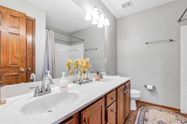 2424 Lone Trail Drive, Foristell, MO 63348