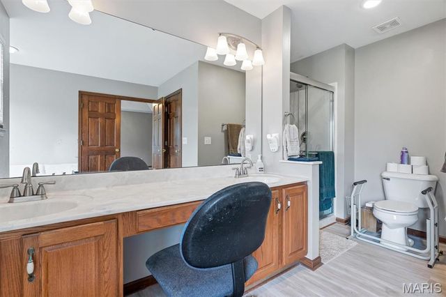 2424 Lone Trail Drive, Foristell, MO 63348