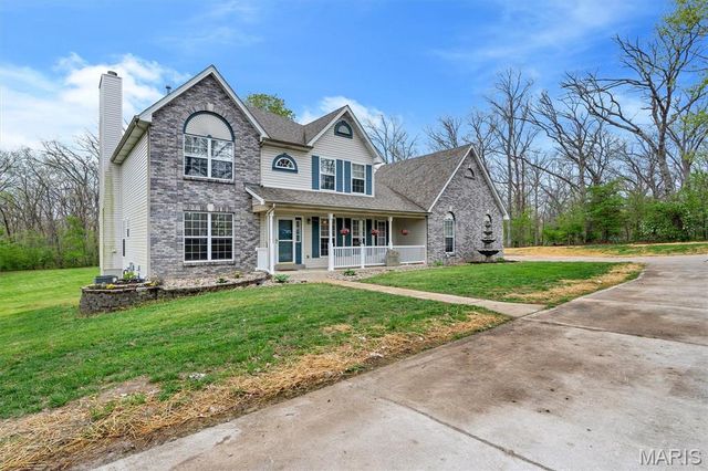 2424 Lone Trail Drive, Foristell, MO 63348