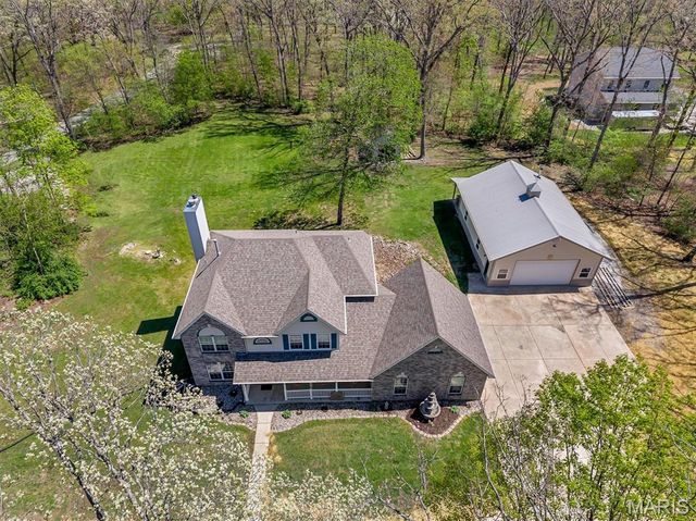 2424 Lone Trail Drive, Foristell, MO 63348