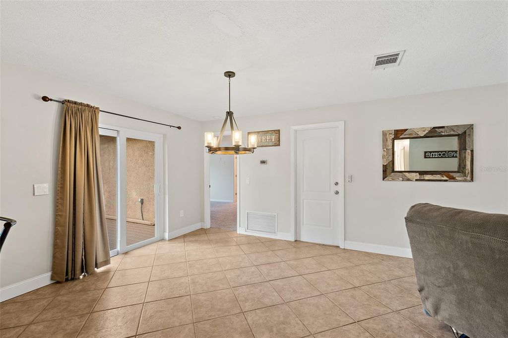 Image 19 of property listing at 829 WESTPORT DRIVE, Rockledge, FL 32955