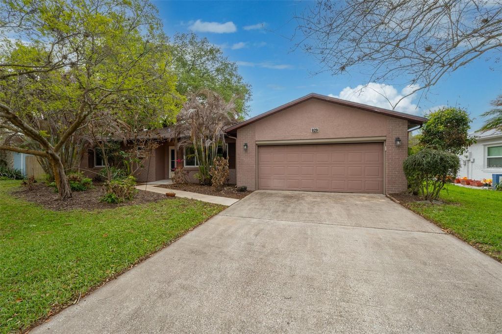 Image 27 of property listing at 829 WESTPORT DRIVE, Rockledge, FL 32955