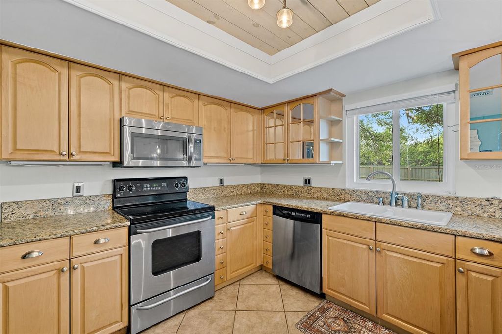 Image 4 of property listing at 829 WESTPORT DRIVE, Rockledge, FL 32955