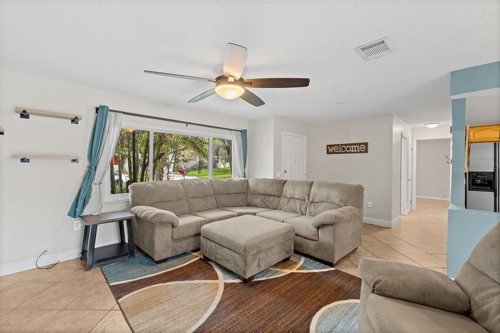 Image 8 of property listing at 829 WESTPORT DRIVE, Rockledge, FL 32955