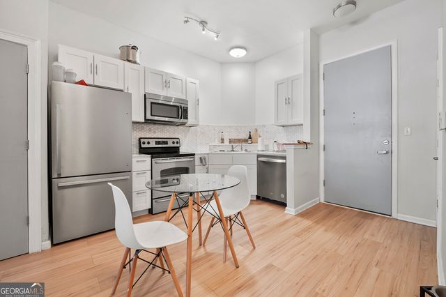 898 Oak Street SW 1105, Atlanta, GA 30310