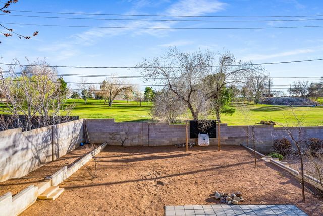 2940 San Joaquin Avenue SE, Albuquerque, NM 87106