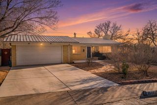 2940 San Joaquin Avenue SE, Albuquerque, NM 87106