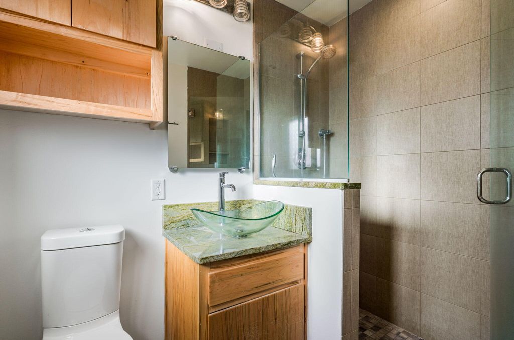 Image 18 of property listing at 2940 San Joaquin Avenue SE, Albuquerque, NM 87106